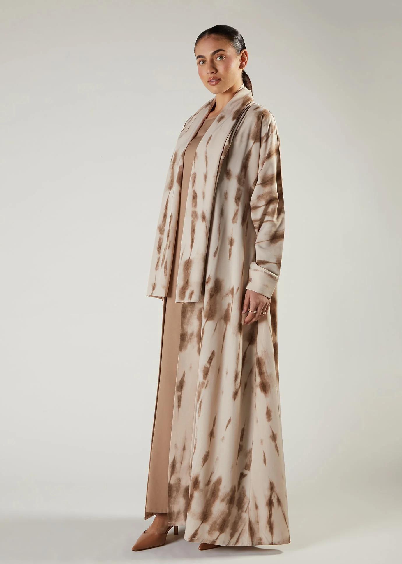Beige & Brown Open Abaya - Image 3