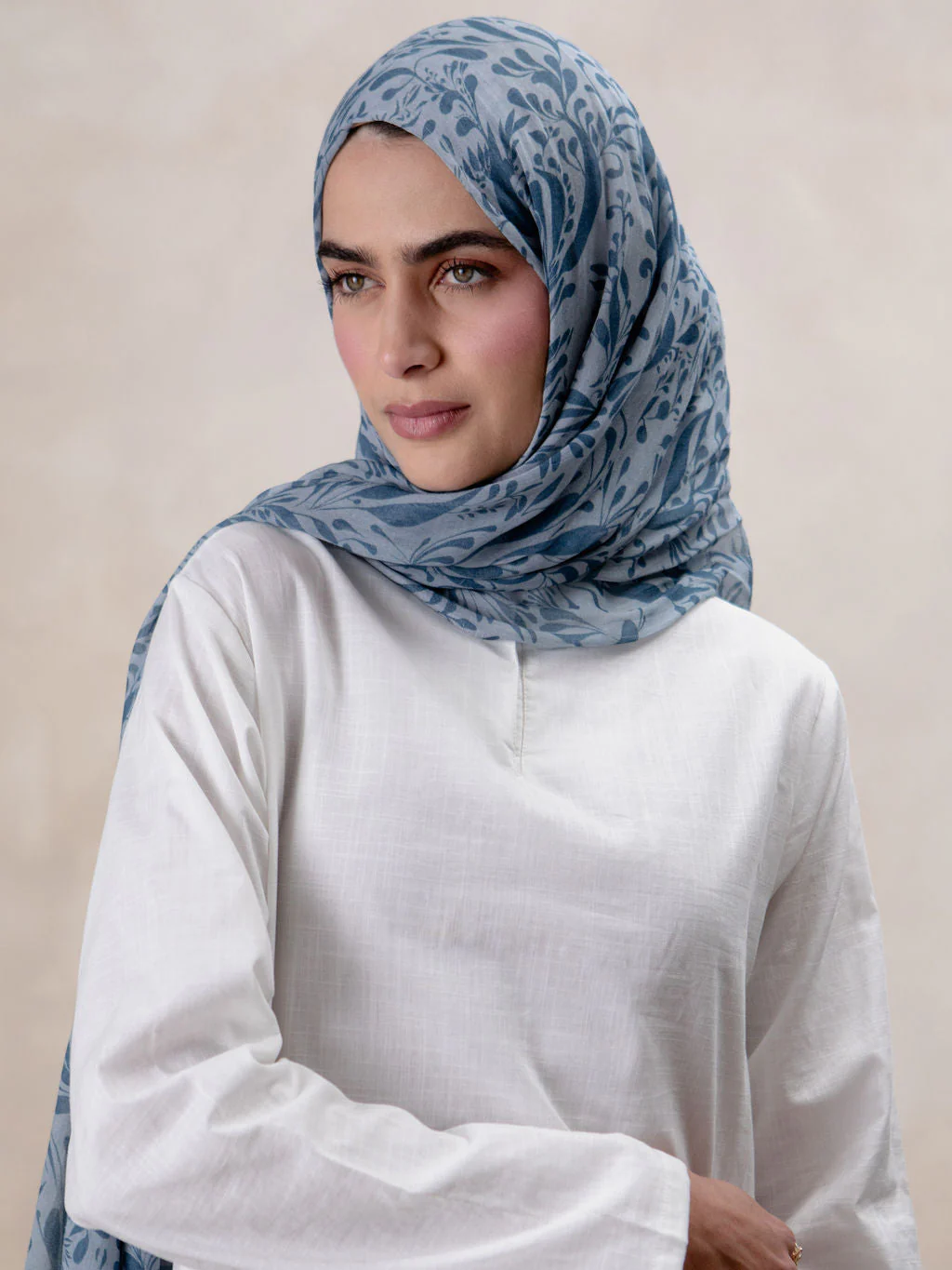 Blue Barley Premium Modal Hijab - Image 4