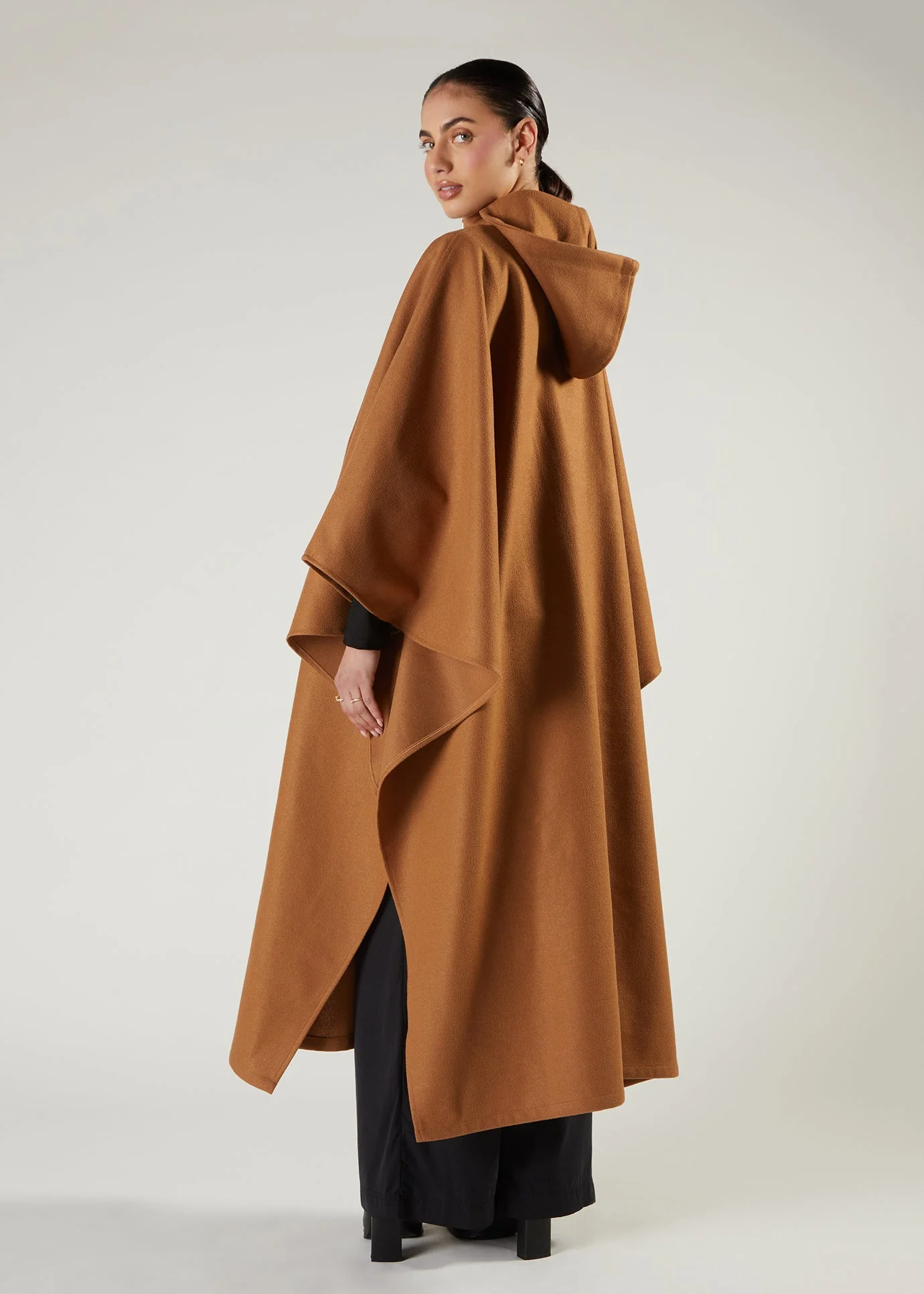 Camel Cape - Image 2
