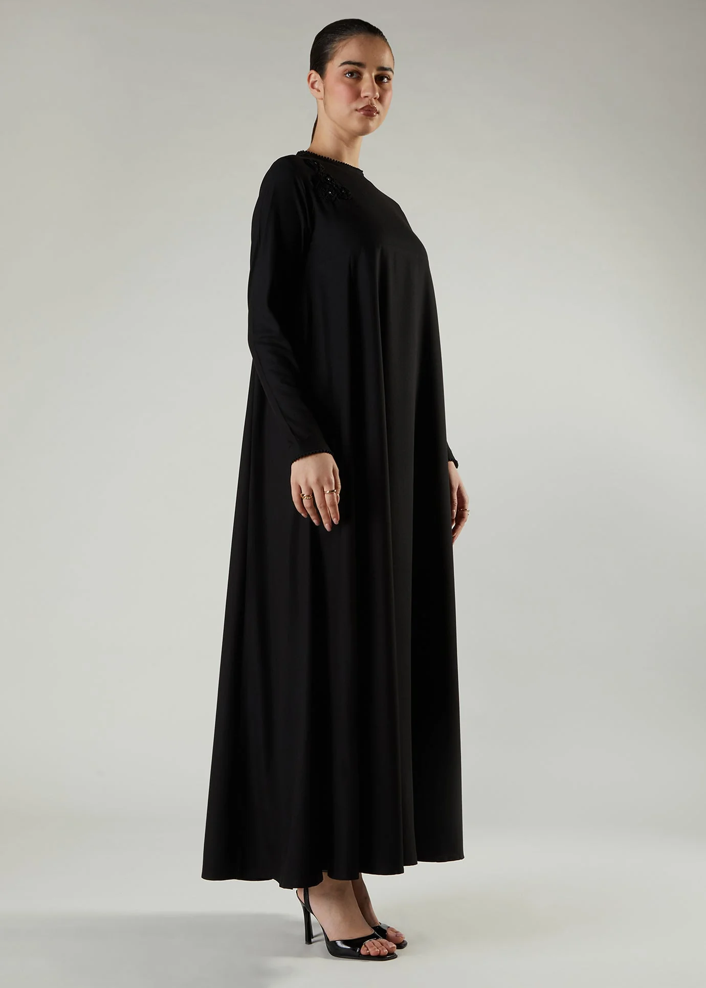 Crochet Flare Abaya - Image 2