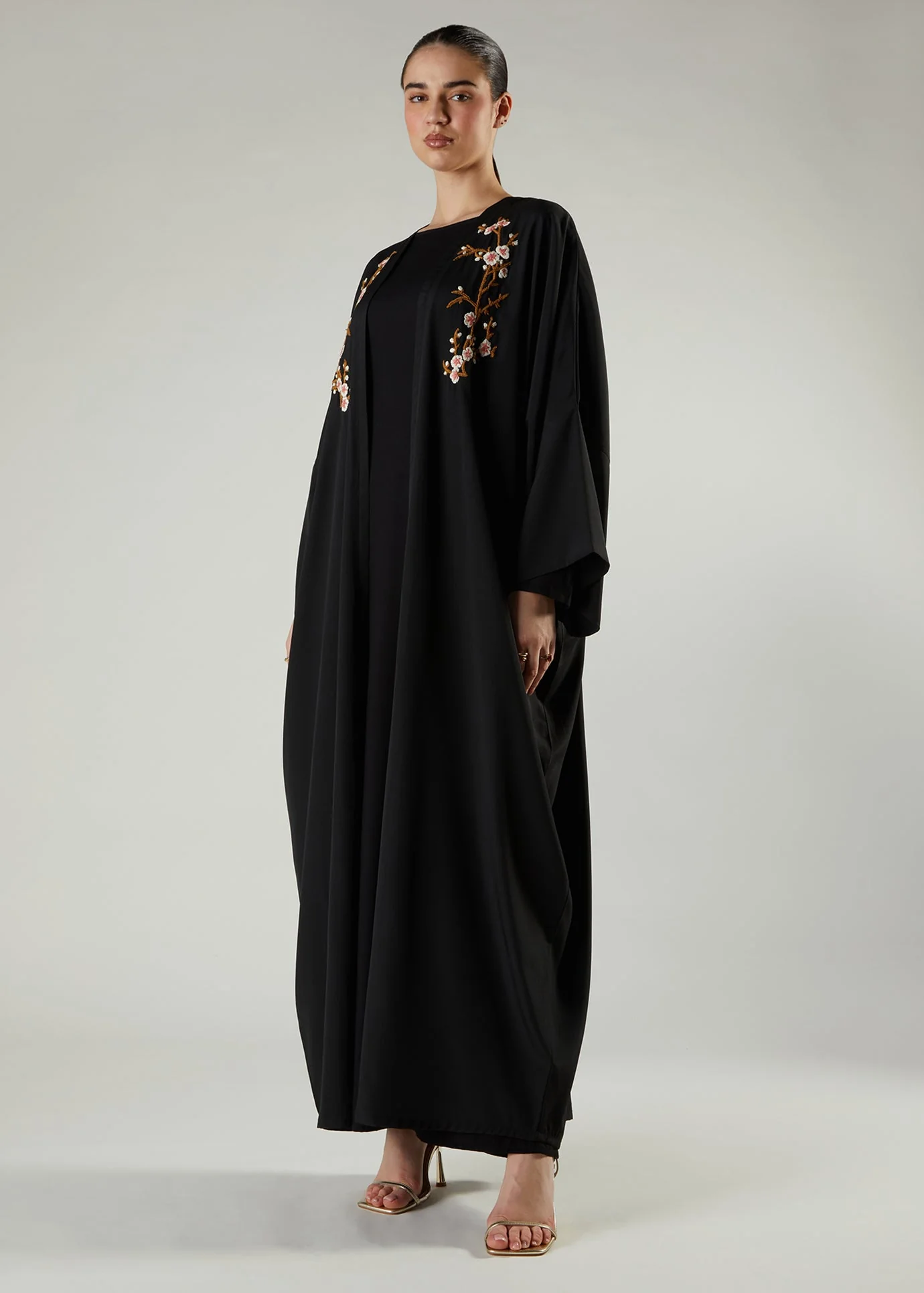 Frangipani Open Abaya Black - Image 5