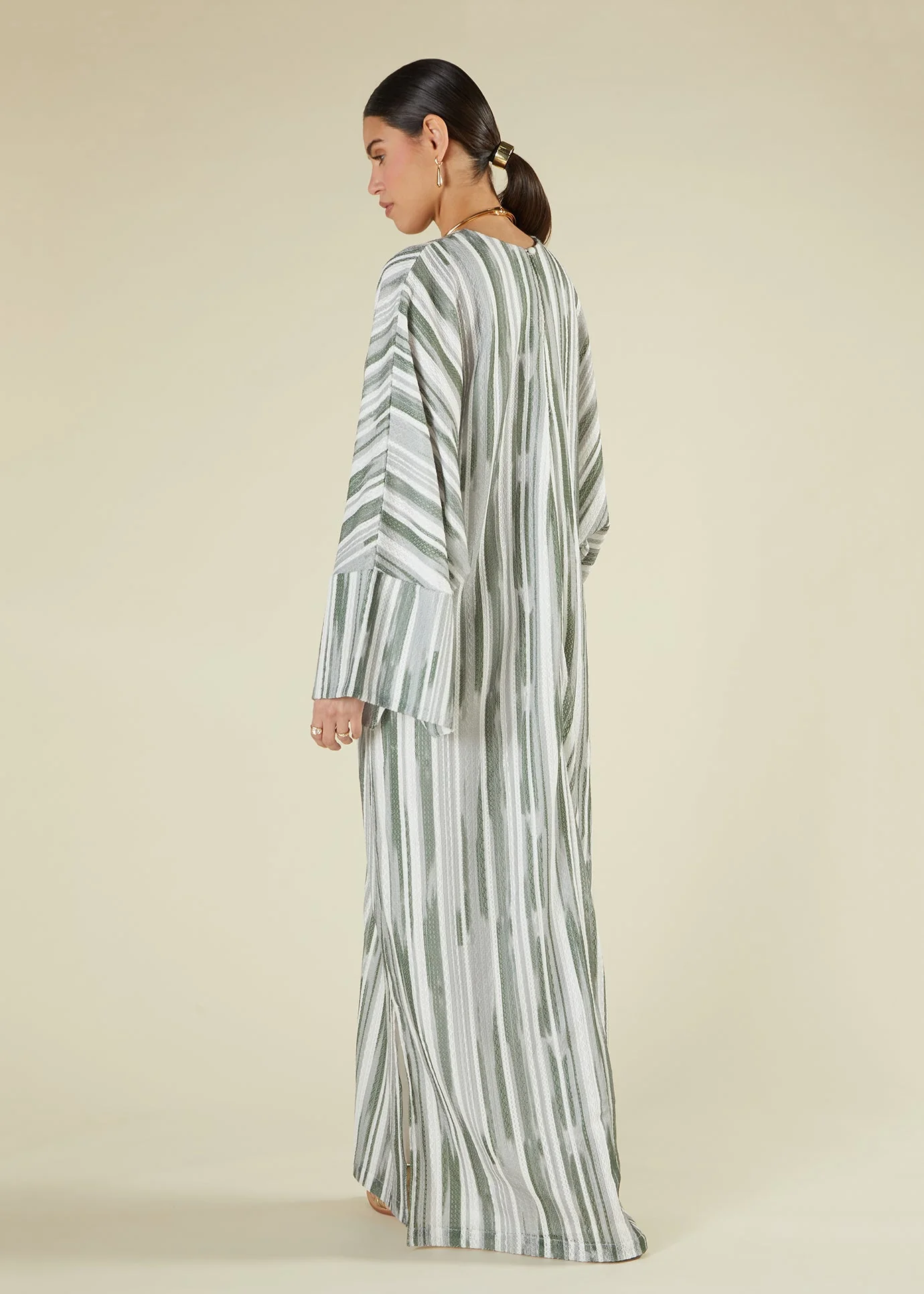 Green & Grey Crochet Kaftan - Image 5