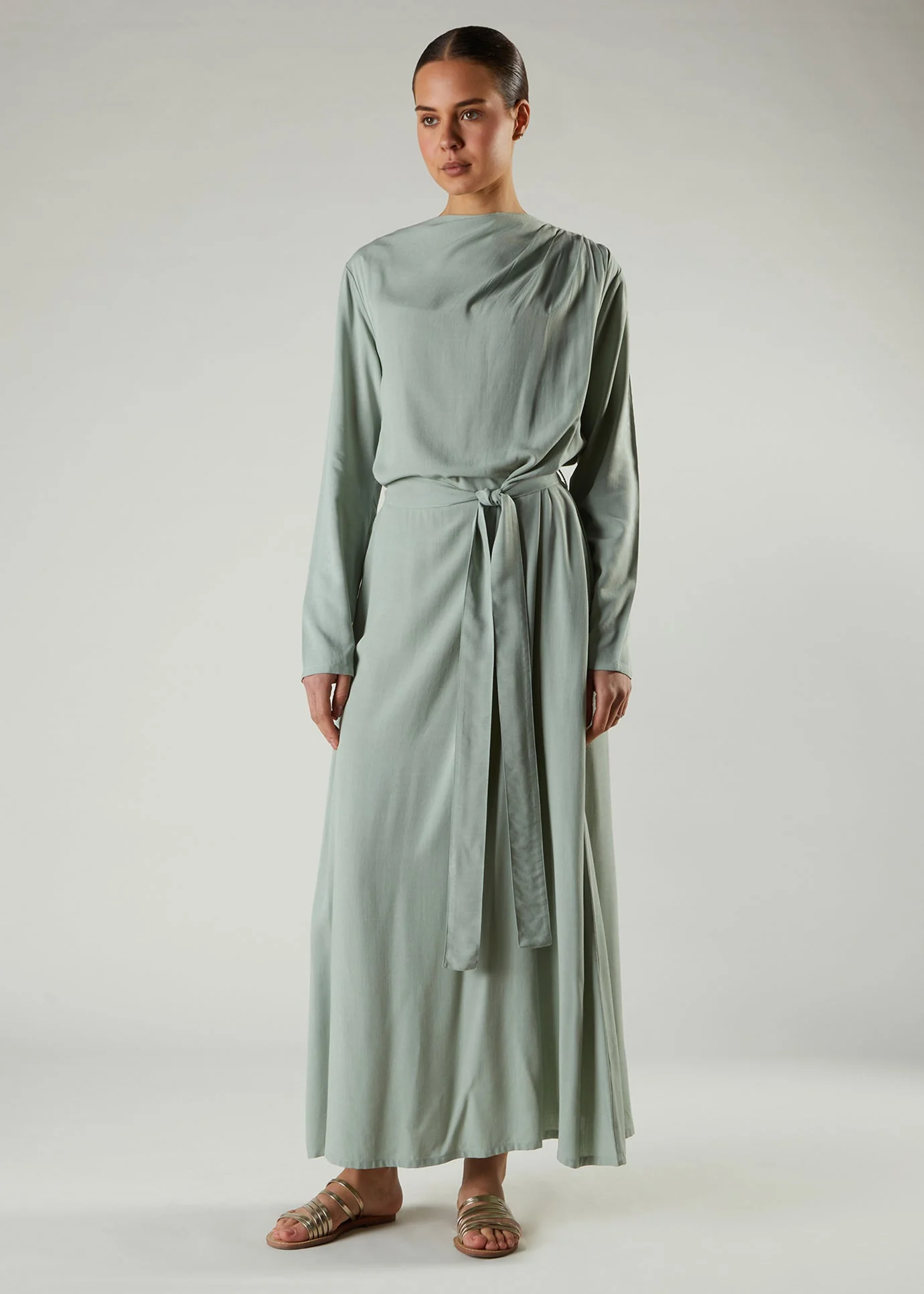 Green Tea Cowl Abaya - Image 2