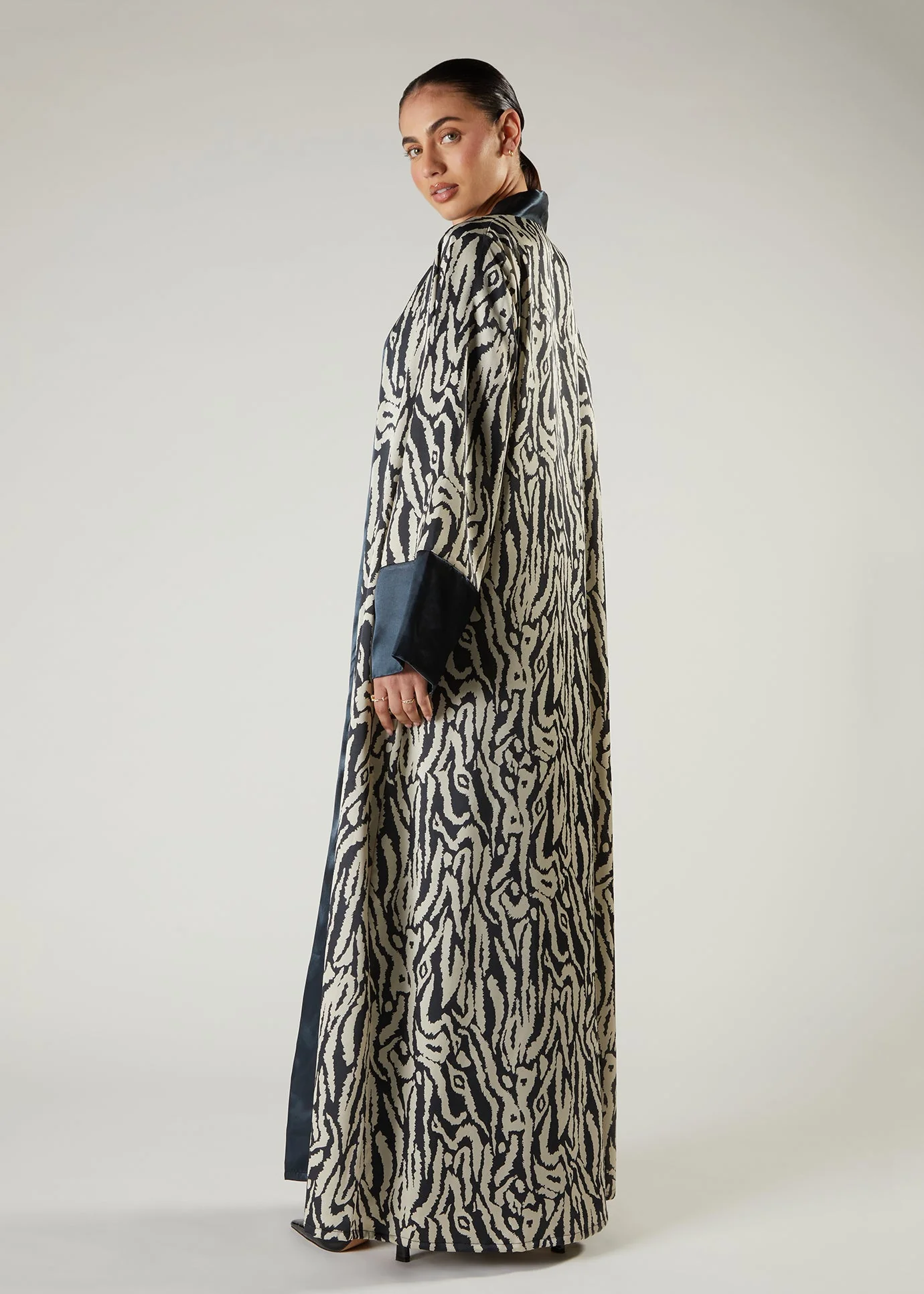 Ink Print Satin Kimono - Image 3