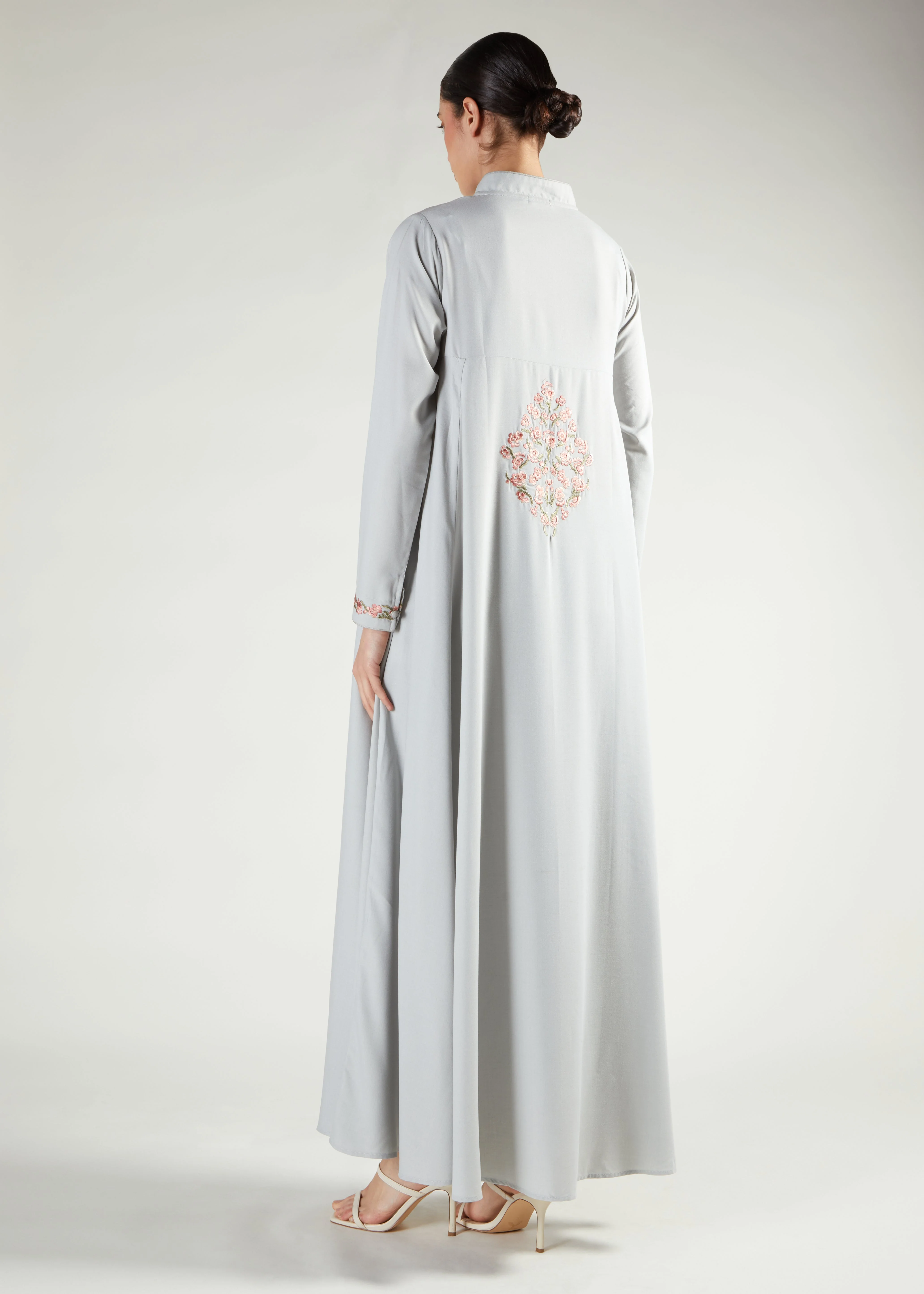 Mirha Abaya Sage - Image 7