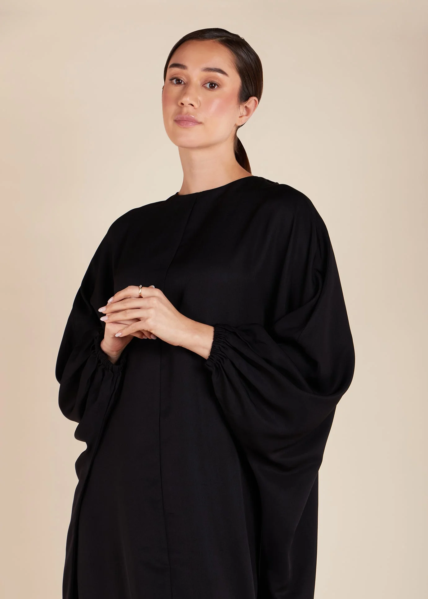 Plain Prayer Abaya Black - Image 4