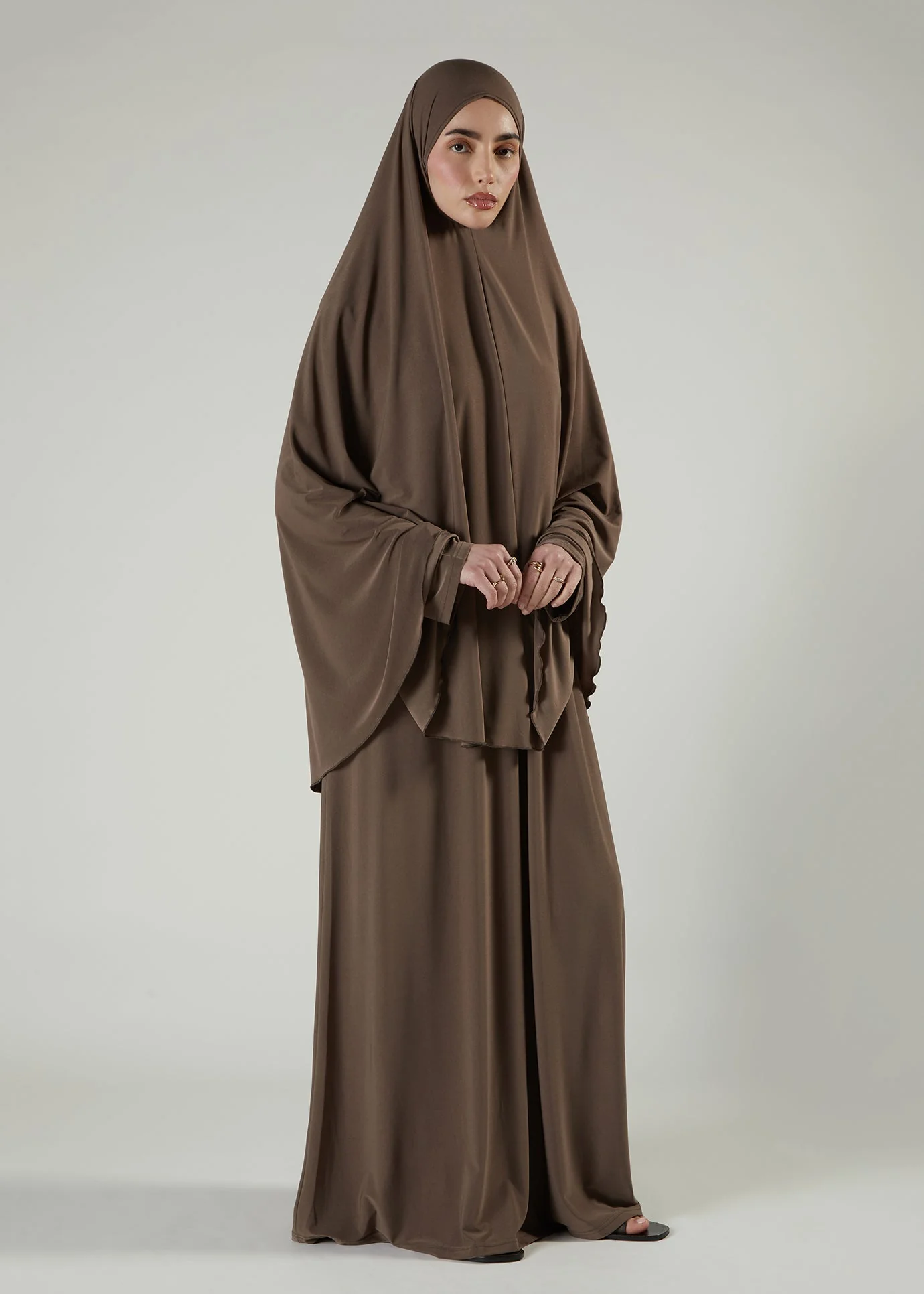 Prayer Abaya Set Chestnut - Image 3