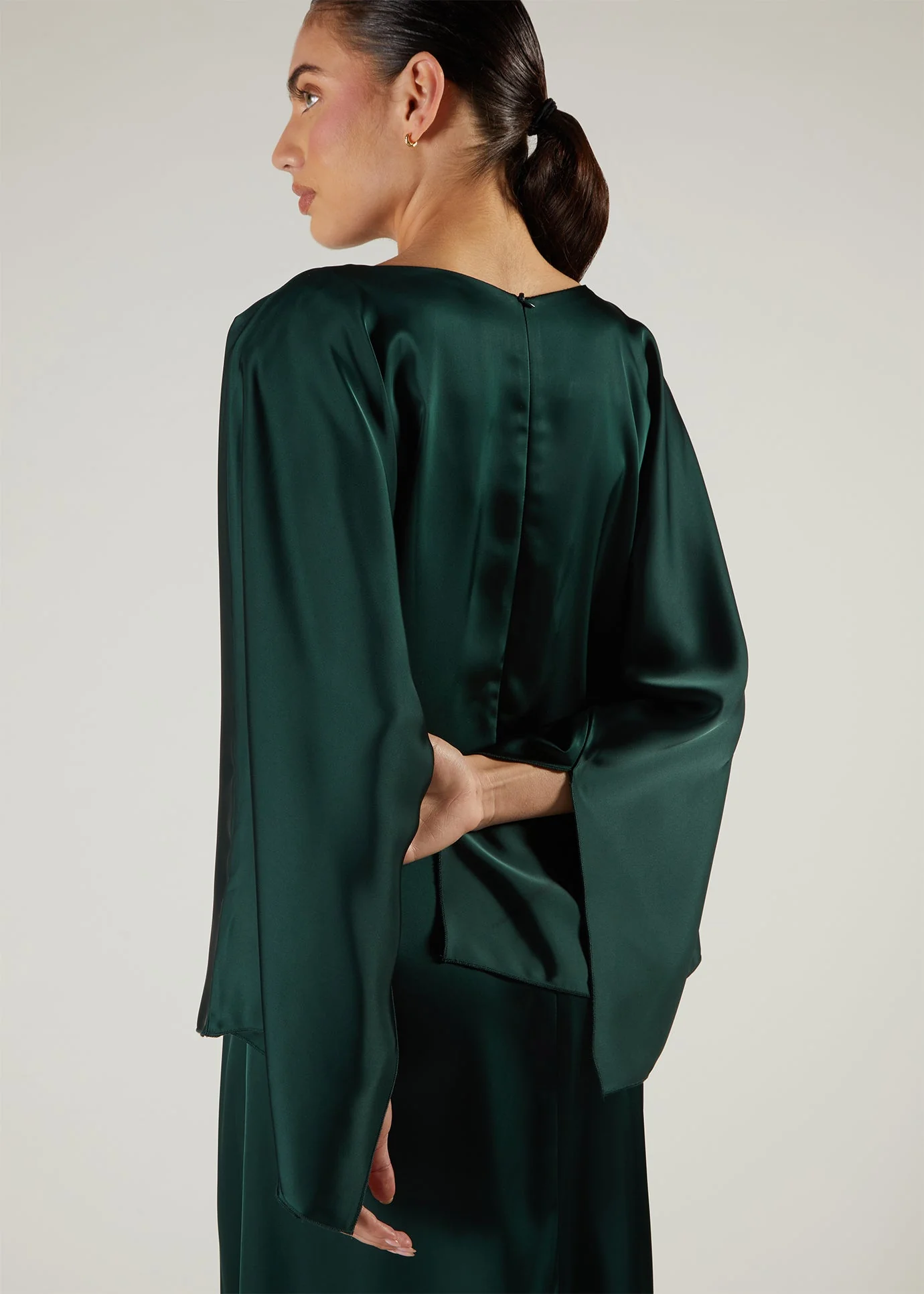 Satin Abaya Green - Image 4