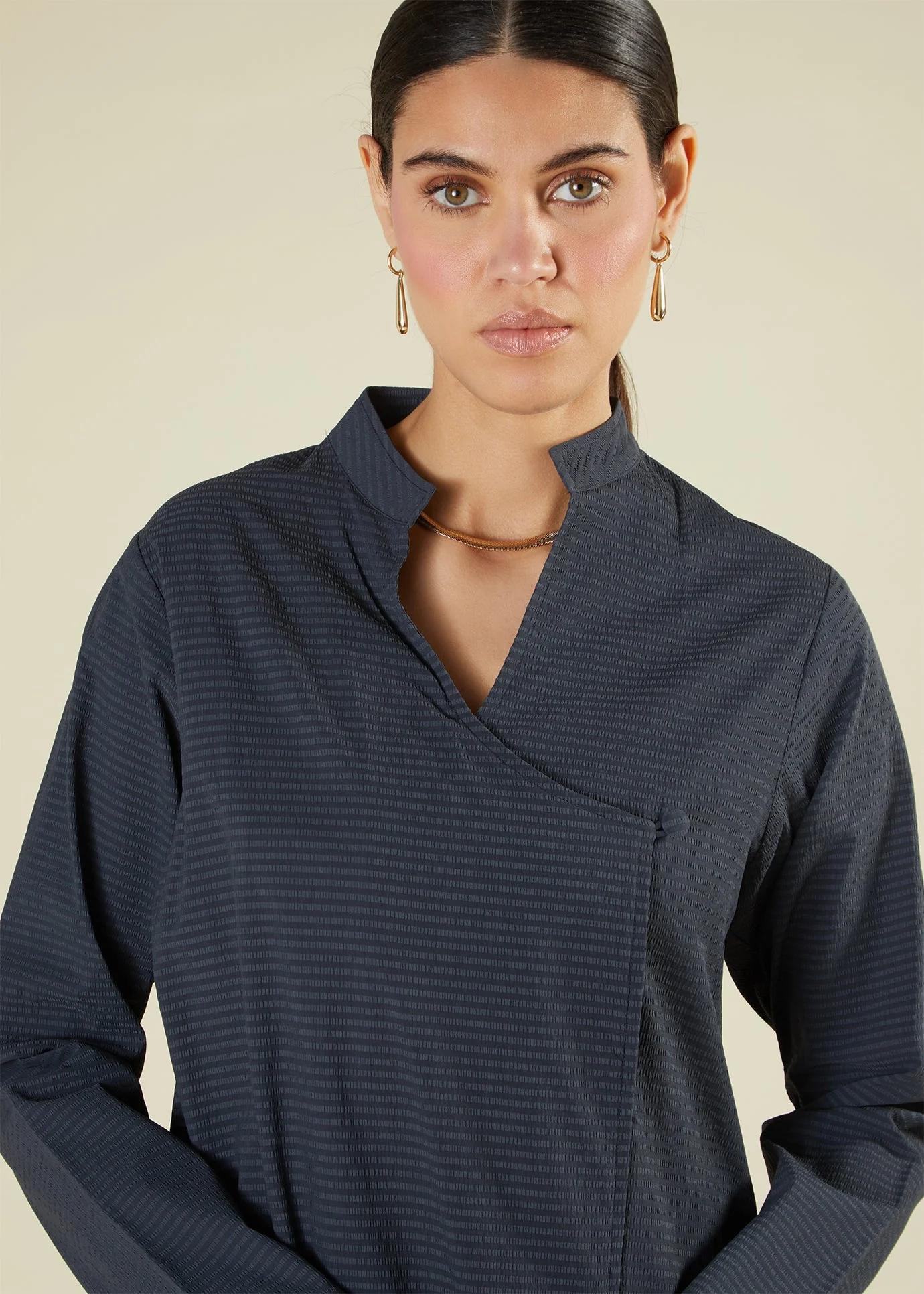 Self Print Wrap Abaya - Image 4
