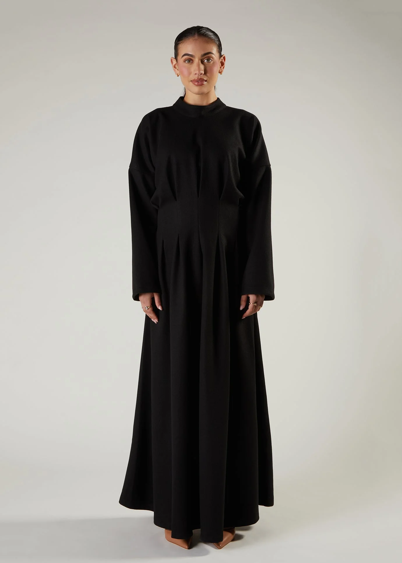 Shutter Pleat Abaya Black - Image 6