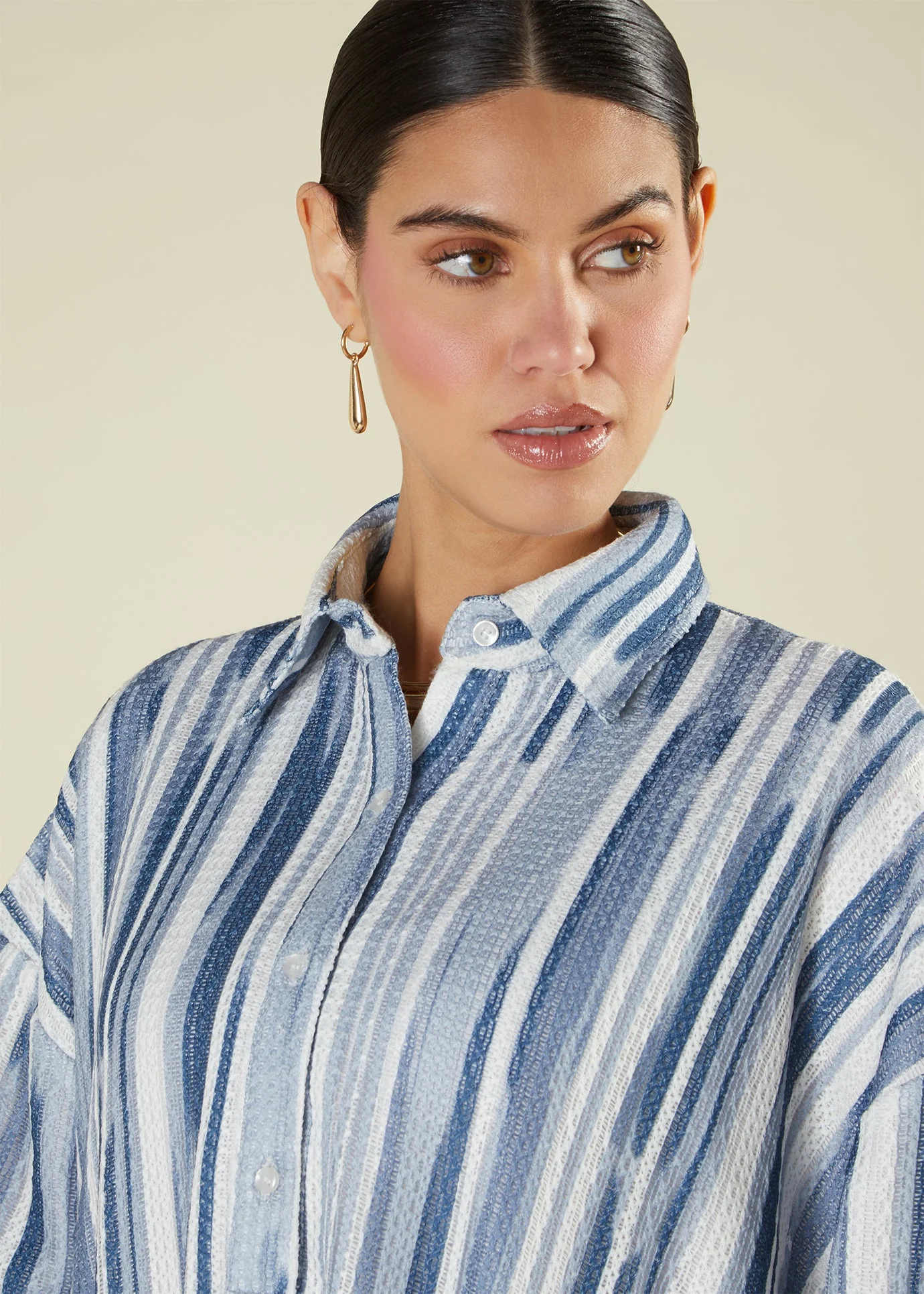 Sky Line Crochet Kaftan - Image 4