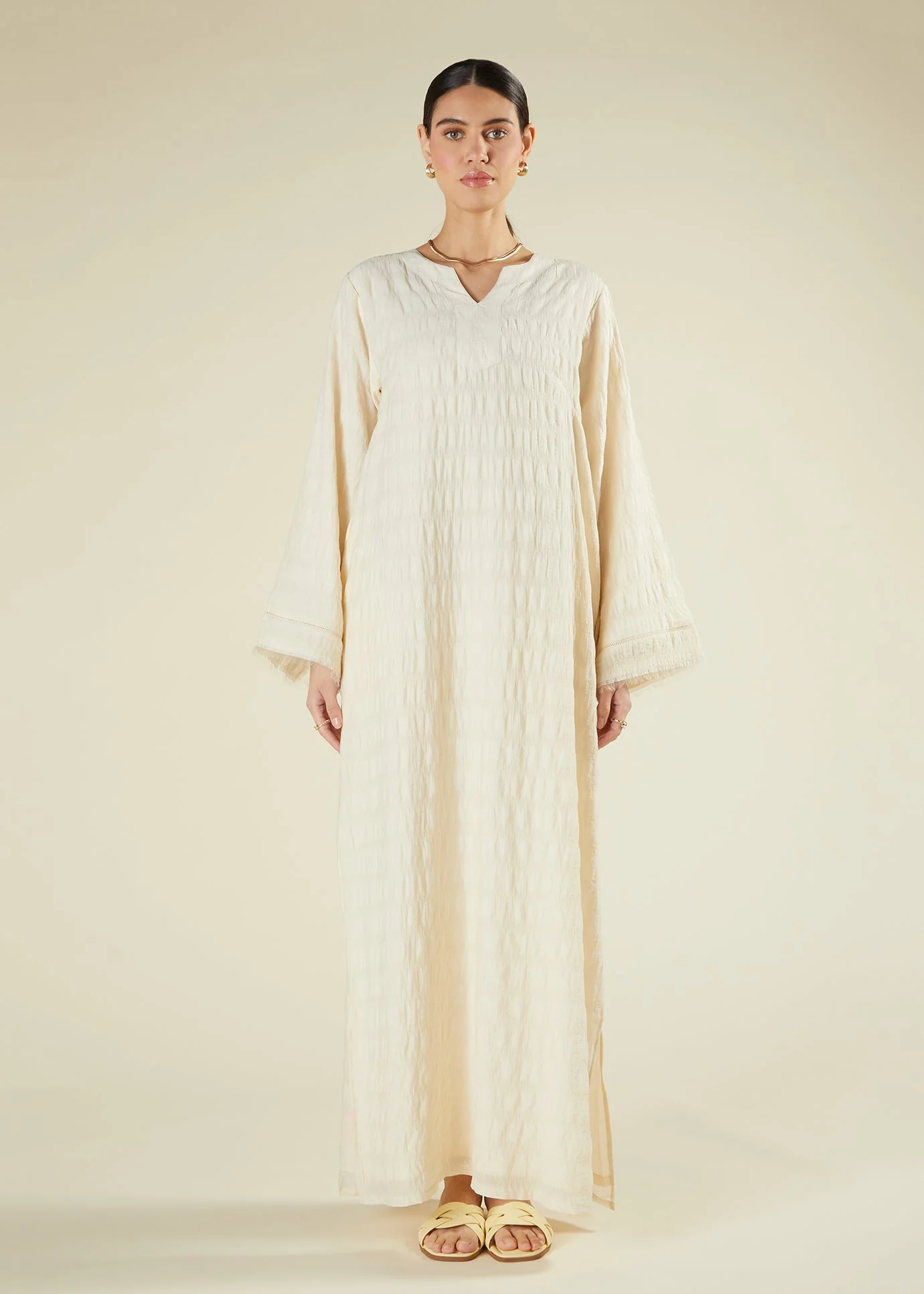 Textured Abaya Cream - Image 3