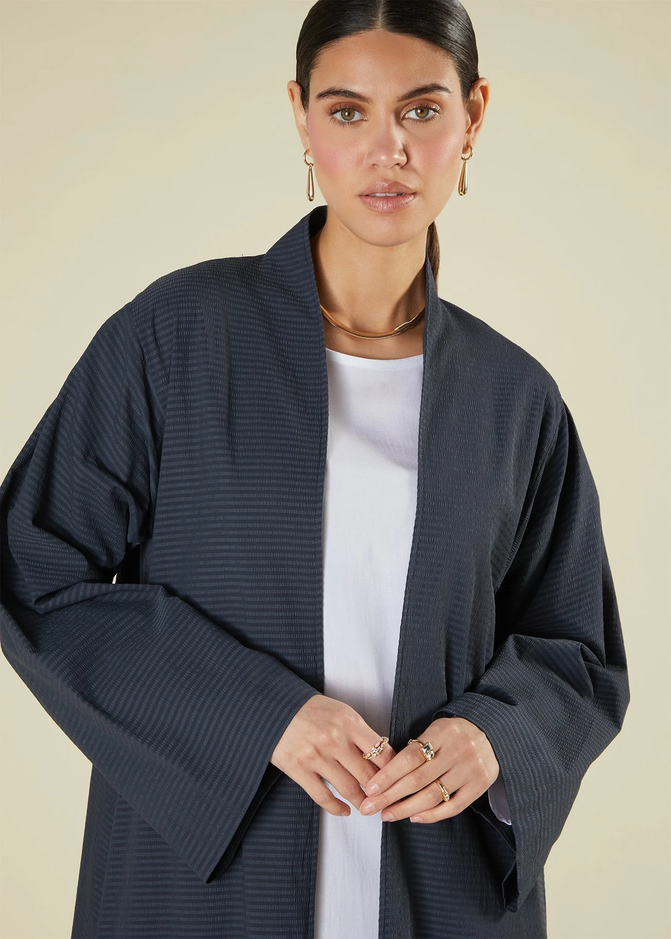 Textured Slate Open Abaya - Image 4