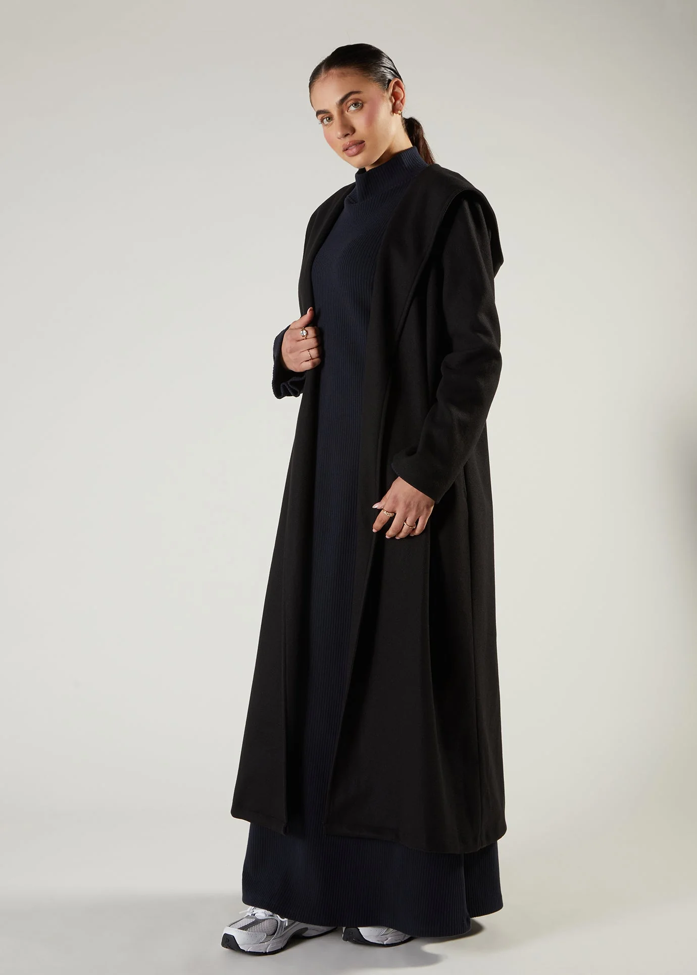 Turtle Neck Abaya Navy - Image 3